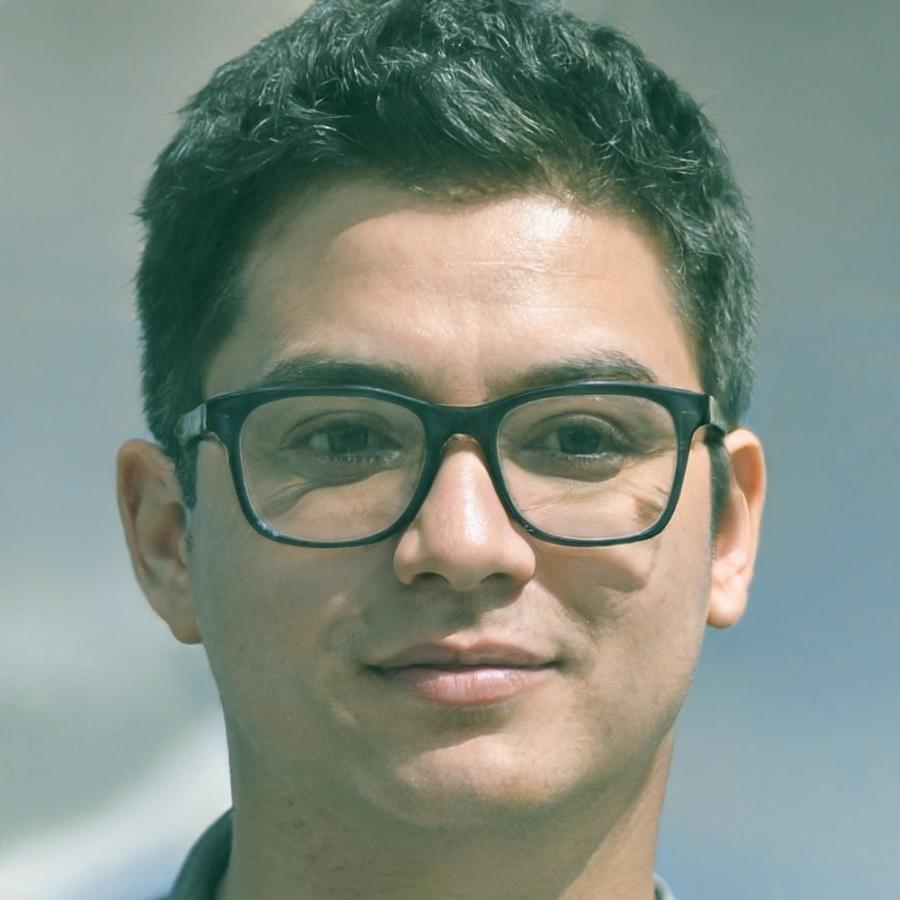 Laureano Bustamante, supervisor de análisis de viabilidad empresarial